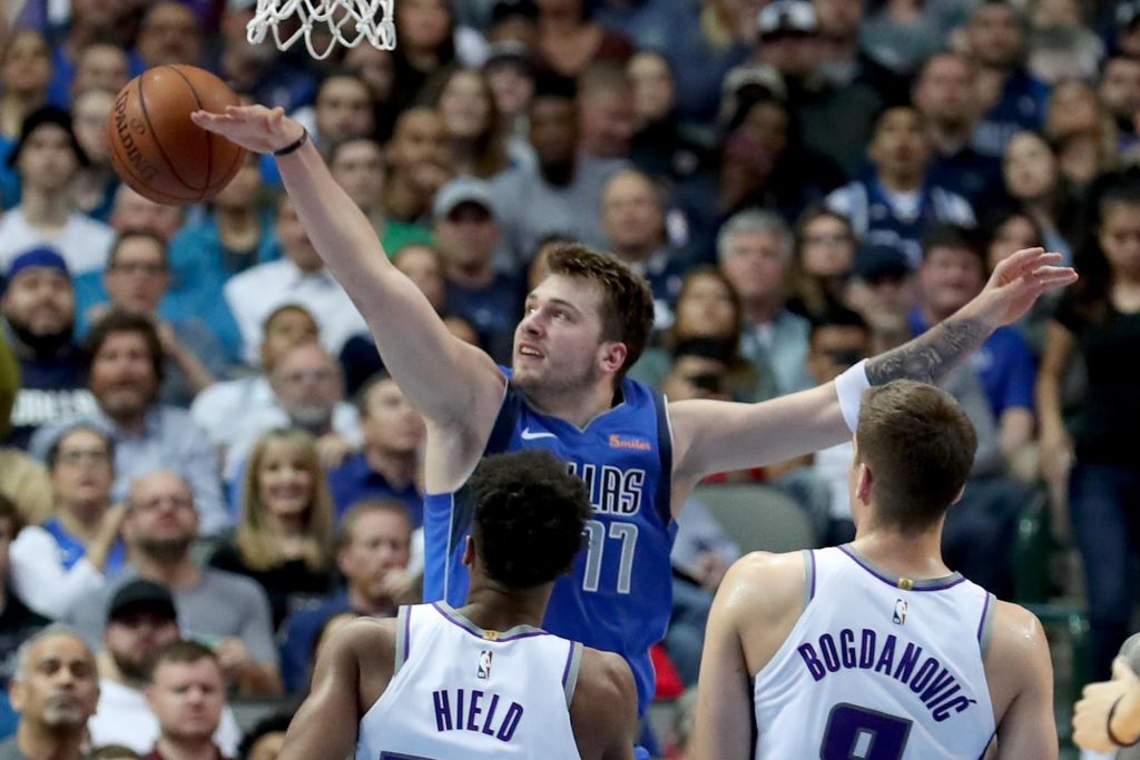 FOTO:Luka Dončić drugič zapored do trojnega dvojčka (VIDEO)