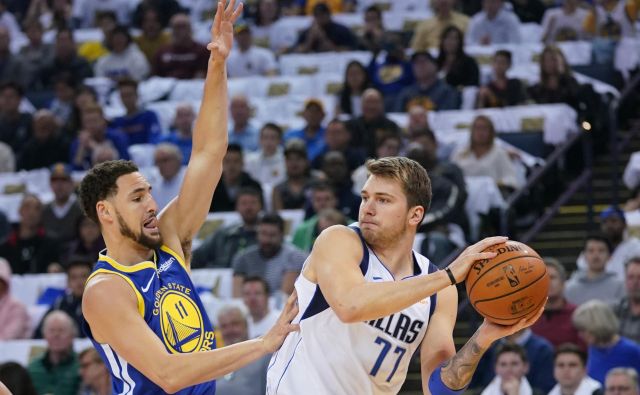 Luka Dončić mora na prisilni počitek. FOTO: Kyle Terada/Reuters