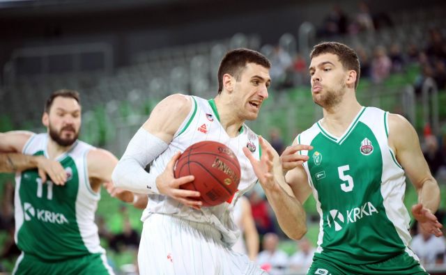 Aleksandar Lazić pred tremi tedni ni dosegel niti točke proti Krki, tokrat je bil med najboljšimi v derbiju. FOTO: Petrol Olimpija
