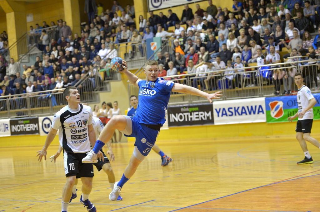 Vroče Gorenje diha za vrat Celju, Zarabcu in Bombaču pokal