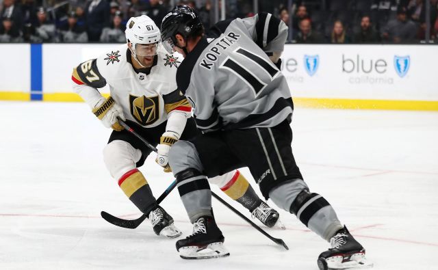 Na zadnji tekmi sezone v NHL je Kopitar zabil gol in dodal podajo.<br />
FOTO: AFP