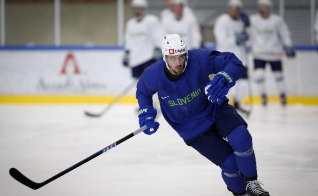 Anže Kopitar se je pridružil reprezentanci na pripravah. FOTO: Matej Družnik/Delo