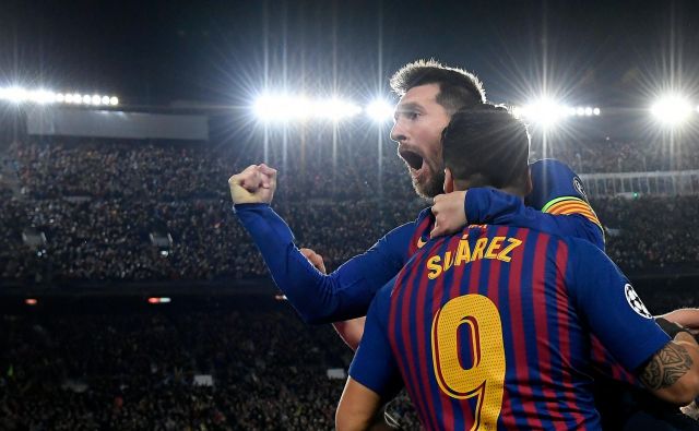 Liverpool sta preluknjala odlična napadalca in velika prijatelja Lionel Messi in Luis Suarez. FOTO: AFP