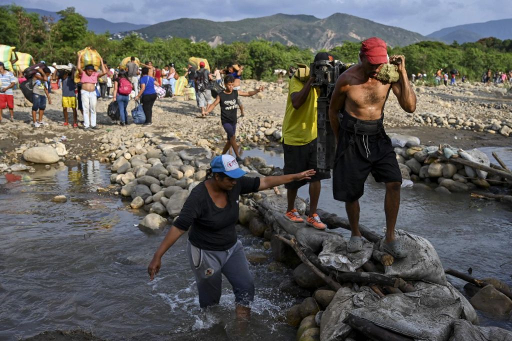 FOTO:»Nočejo priznati, da gre v Venezueli za leglo korupcije«