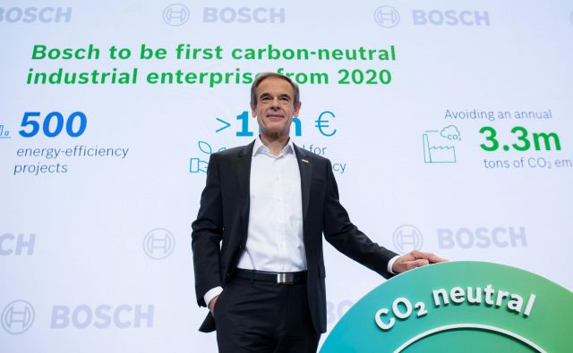 Volkmar Denner, glavni izvršni direktor Boscha, je napovedal, da bo od leta 2020 njihovo poslovanje ogljično nevtralno. FOTO: AFP