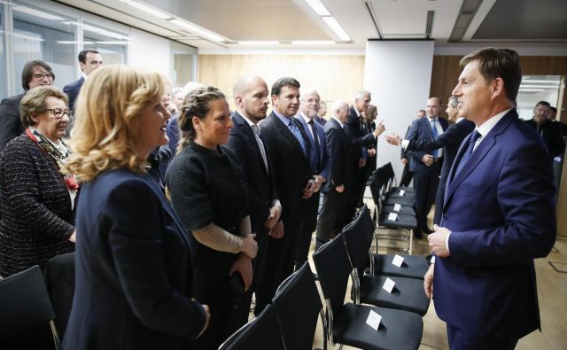 Slovenija mora širiti gospodarske dejavnosti na druge celine, je prepričan zunanji minister Miro Cerar. Fotografije Uroš Hočevar