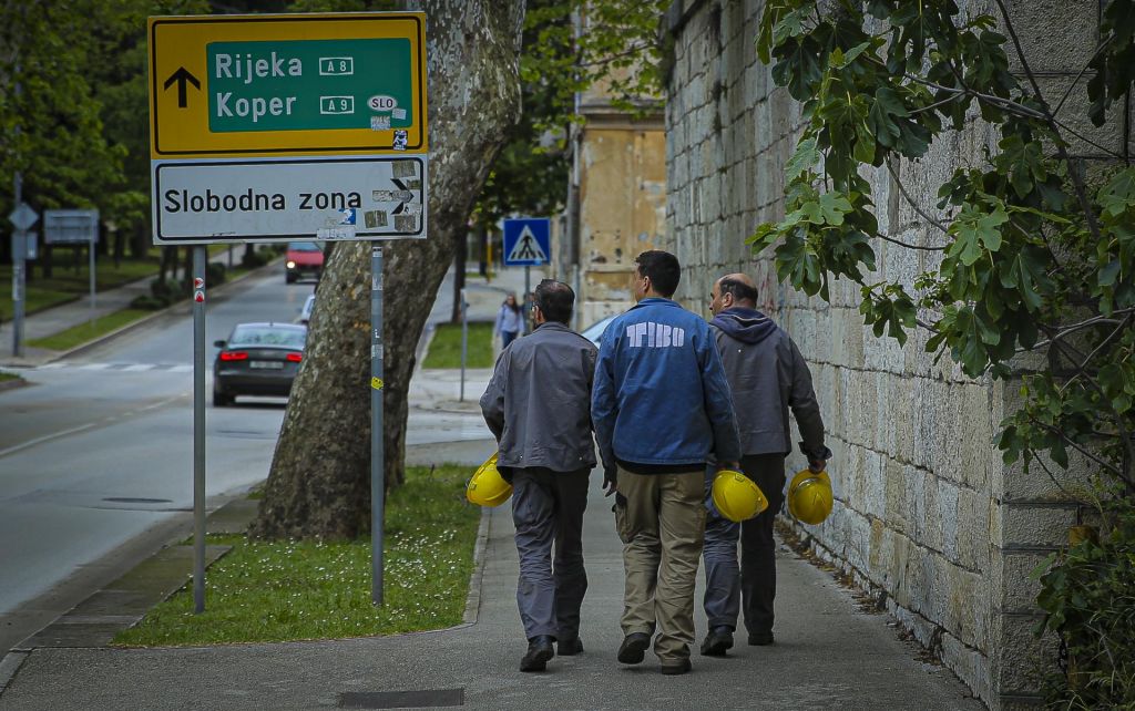 FOTO:Z Uljanikom umira Pulj, v Sveti Nedelji se rojeva novi Rimac