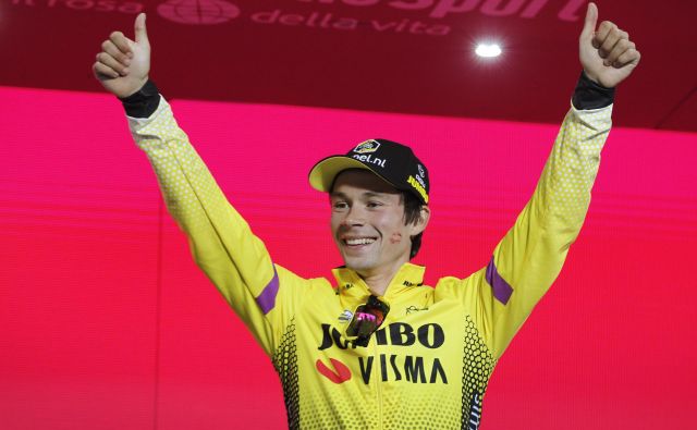 Primož Roglič je prvi favorit za zmago na jutrišnji vožnji na kronometer, danes je brez težav opravil z najdaljšo etapo Gira. FOTO: Leon Vidic/Delo