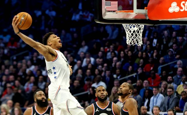 Giannis Antetokounmpo je resen kandidat za naslov košarkarja sezone v ligi NBA. FOTO: USA Today Sports