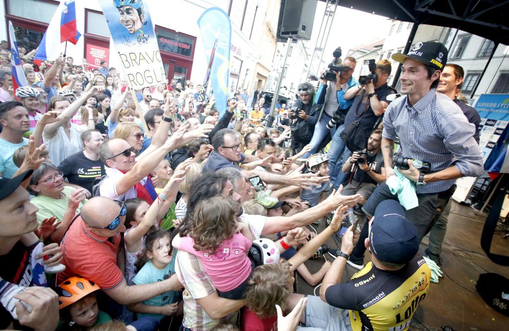 FOTO:Rogličevo sporočilo: "Verjemite v svoje cilje, borite se zanje!"