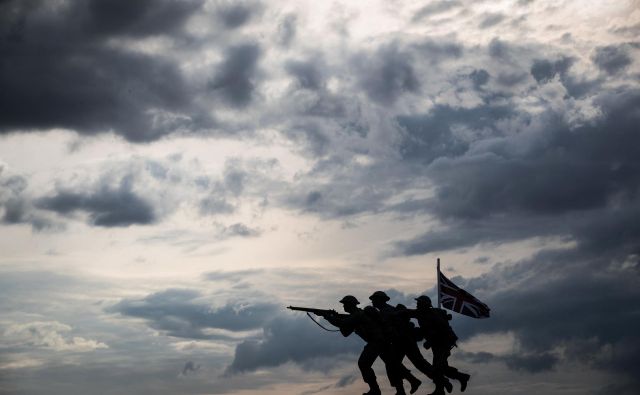 Klasičnih, simetričnih vojn, v kateri država (ali vojaška povezava držav) napade drugo državo (ali drugo vojaško povezavo držav), ni več. FOTO: AFP