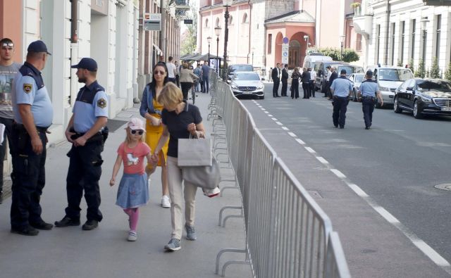 Zapore prometa bodo zaradi varnostnih razlogov veljale v Ljubljani. FOTO: Roman Šipić