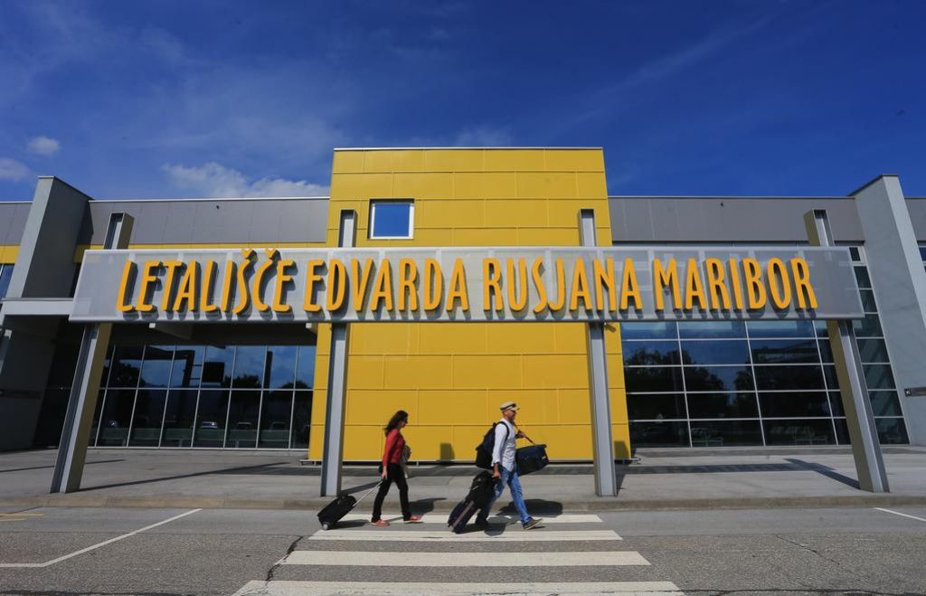 FOTO:Mariborsko letali&scaron;če v upravljanje državne družbe DRI