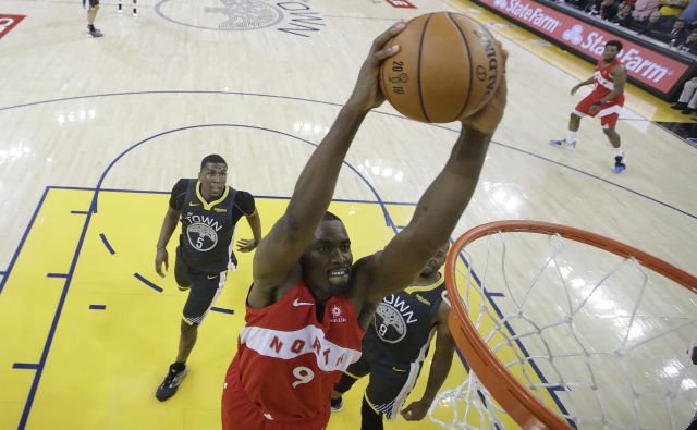 Pomembno vlogo v zmagi kanadske ekipe je imel tudi <strong>Serge Ibaka</strong>, ki je priigral 20 točk. FOTO: Reuters