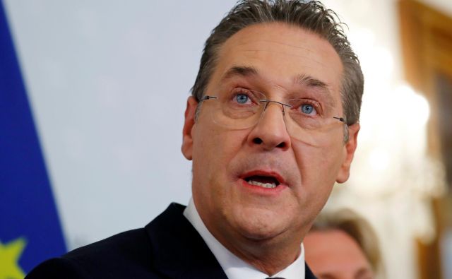 Heinz Christian Strache še ugiba o svoji usodi na Dunaju in v Bruslju. FOTO Reuters