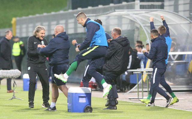 Nogometaši Olimpije so se poslovili od prejšnje sezone z zmago nad Mariborom v Celju, 19 dni zatem bodo izvedeli za ime naslednjega velikega izziva. FOTO: Tadej Regent