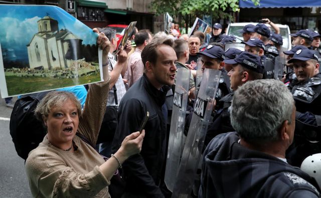 Zunanje ministrstvo je ameriškemu kongresu poročalo, da se je lani na Balkanu povečala verska nestrpnost. FOTO: Marko Djurica/Reuters