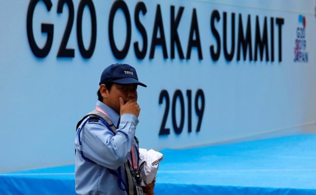 Voditelji najvplivnejših gospodarstev na svetu so pripotovali v Osako. FOTO: Reuters