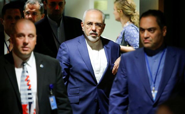 Iranski zunanji minister Mohamed Džavad Zarif je opozoril, da Donald Trump živi v zmoti, ko misli, da vojna z Iranom ne bi trajala dolgo. FOTO: REUTERS