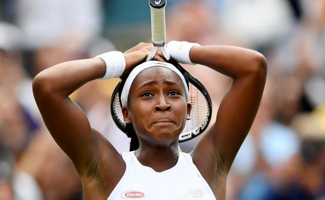 Coco Gauff je v svojem prvem nastopu na velikih slamih navdušila z neustrašnim pristopom in ugnala vzornico Venus Williams. FOTO: Reuters