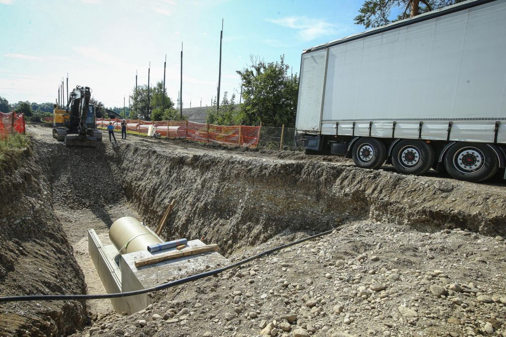 Nova ovira za kanalizacijo čez vodonosnik