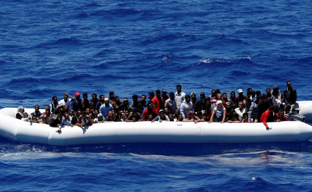 Libijska obalna straža zaenkrat poročil še ni potrdila (fotografija je simbolična). FOTO: Stefano Rellandini/Reuters