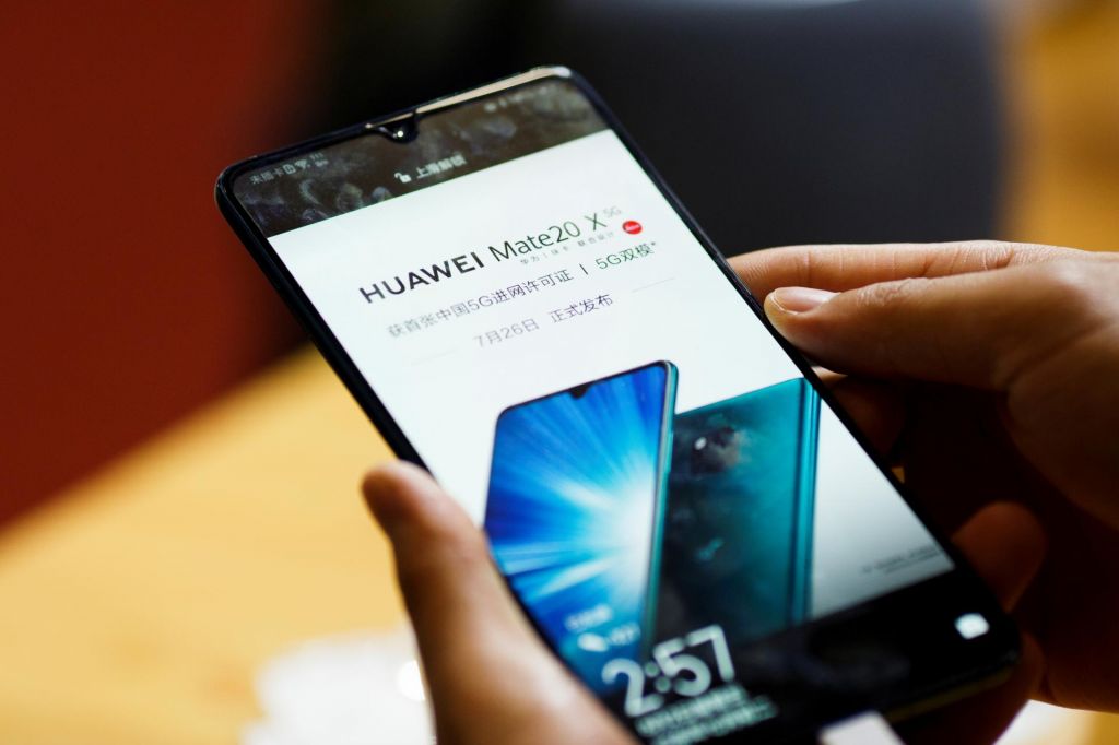 Že oktobra Huawei s telefonom z lastnim operacijskim sistemom?