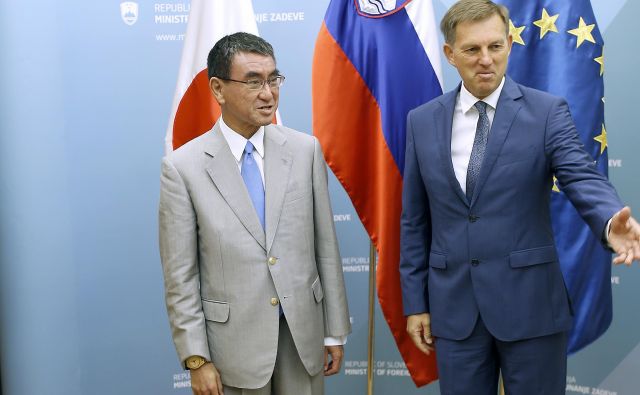 Taro Kono je prvi japonski zunanji minister na uradnem obisku v Sloveniji. Foto: Blaž Samec