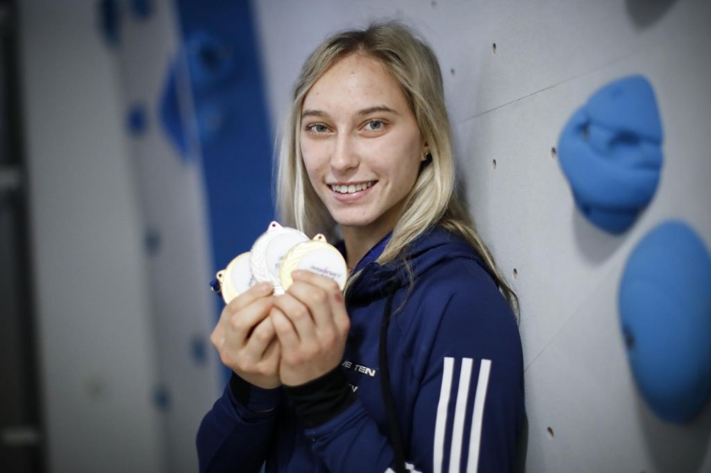 FOTO:Janja Garnbret med legende že pri dvajsetih letih