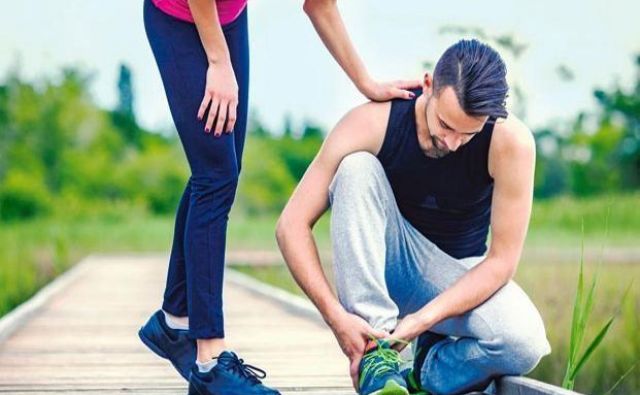 V obsežni študiji, v kateri so skoraj štiri tisoč udeležencev maratona in polmaratona v Bonnu povprašali, ali so pred ali med tekmo zaužili protibolečinska zdravila, je pritrdilno odgovorila polovica, skoraj tretjina pa tudi na maratonu na Poljskem.