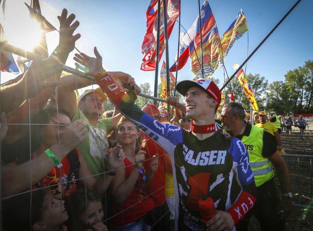 Tim Gajser z zlato številko na Švedsko, v torek na sprejem v Maribor