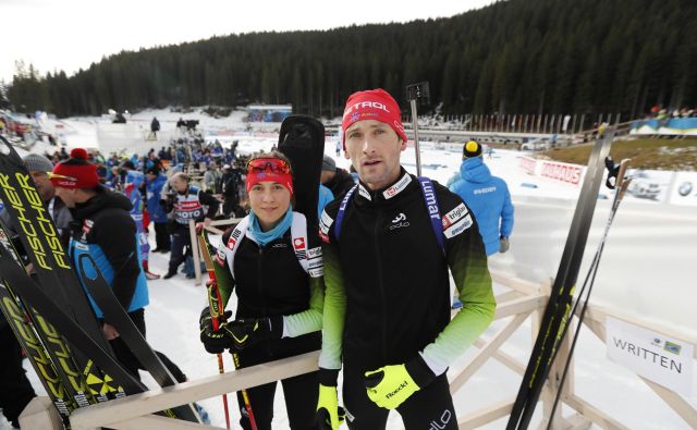 Urška Poje in Jakov Fak sta na Pokljuki pomembna domača aduta. Leta 2021 bo tu svetovno prvenstvo, zato je tudi med funkcionarji več zanimanja za vodilne vloge kot v preteklosti. FOTO Matej Družnik/Delo