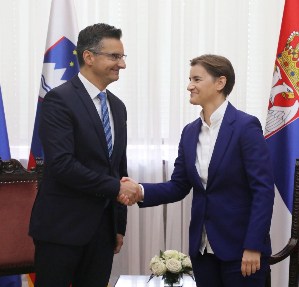 Premier Marjan Šarec na obisku v Beogradu: »Srbija si zasluži vstop v EU«