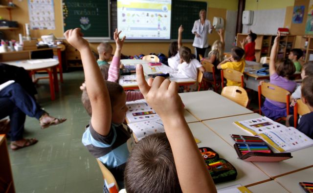 Posodobljeni učni načrt naj bi zagotovil večjo avtonomijo učiteljem pri izbiri besedil. FOTO: Matej Družnik