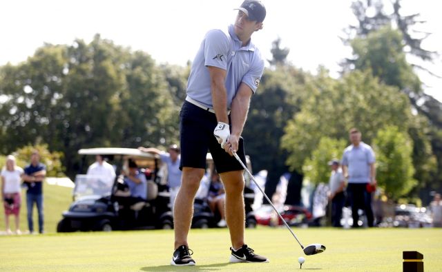 Anže Kopitar, kapetan moštva <strong>Los Angeles Kings</strong>, na dobrodelnem golf turnirju na Bledu. FOTO: Roman Šipić/Delo