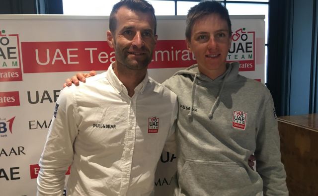 Andrej Hauptman (levo) in Tadej Pogačar sodelujeta pri ekipi UAE, zdaj bosta moči združila tudi v reprezentanci. FOTO: Miha Hočevar