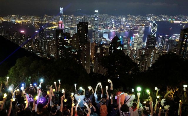 Od leta 2008 je Hongkong pri merjenju državljanskih svoboščin padel s 17. na 32. mesto med 162 državami in ozemlji, Kitajska pa z 129. na 141. mesto. FOTO: Tyrone Siu/Reuters