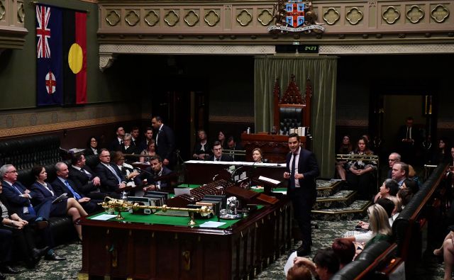 Spodnji dom parlamenta v Novem Južnem Walesu je sprejel zakon, ki bo prekinitev nosečnosti omogočil do 22. tedna. FOTO: Reuters