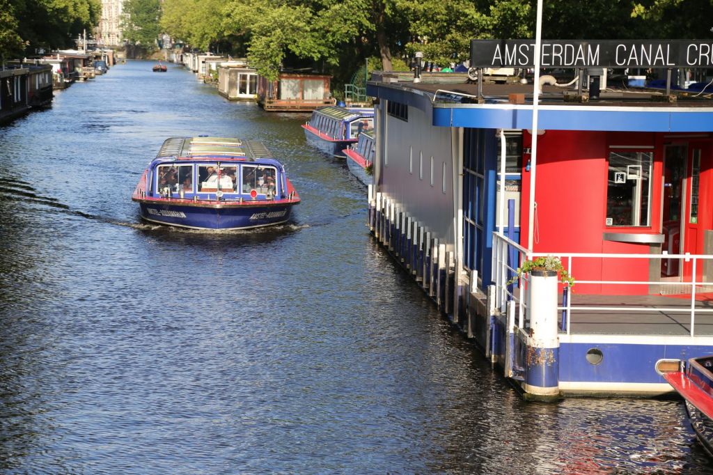 FOTO:Mesto, ohromljeno zaradi turističnega vrveža