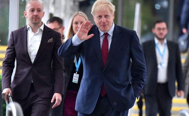 Britanski premier je ob robu kongresa konservativne stranke v Manchestru včeraj napovedal, da bo Združeno kraljestvo EU ponudilo »zelo dober dogovor«. Foto AFP