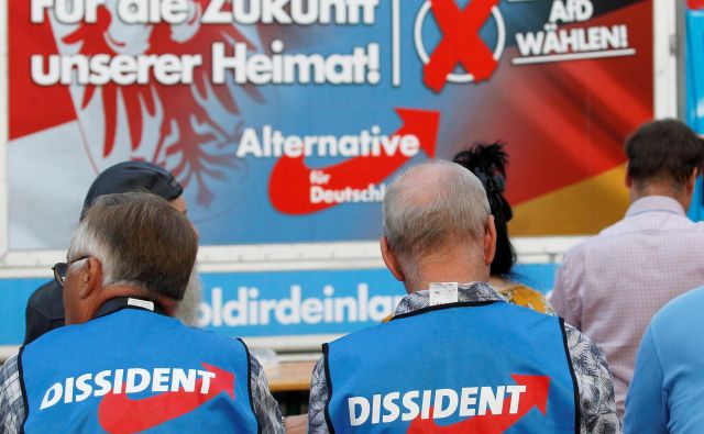 Nemška družba se sprašuje predvsem, zakaj se vzhodna Nemčija vse bolj barva v politične barve skrajne desnice. Foto Reuters