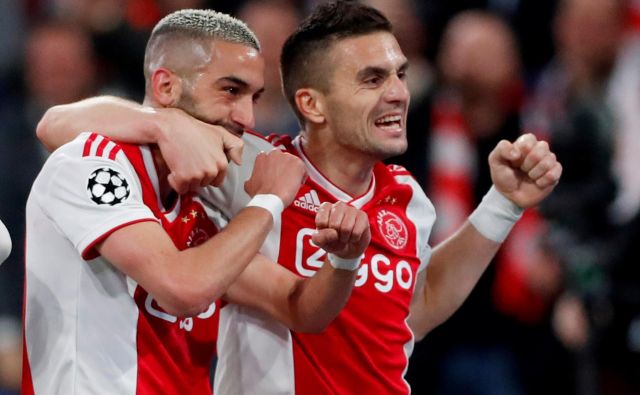 Hakim Ziyech in Dušan Tadić tudi v novi sezoni ostajata glavna aduta Ajaxa v ligi prvakov. FOTO: Reuters