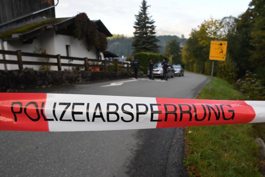 FOTO:Smučarski Kitzbühel pretresel petkratni umor
