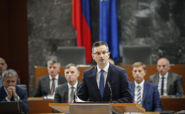 Premier Marjan Šarec je v DZ napovedal krepitev zdravstvene blagajne, »ki bo prihodnje leto imela 265 dodatnih milijonov, to pa omogoča nadaljnje skrajševanje čakalnih vrst.« Foto Uroš Hočevar