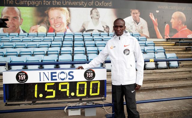 Eliud Kipchoge je odločen, da bo postal prvi človek, ki bo maraton pretekel pod dvema urama. FOTO: Andrew Boyers/Reuters