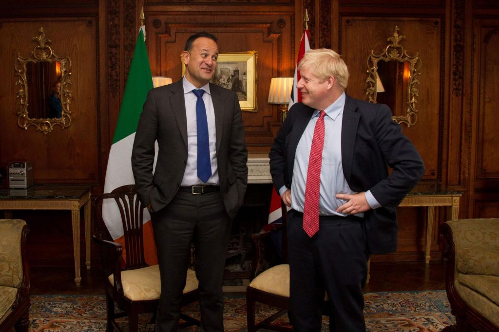 Boris Johnson in Leo Varadkar »vidita pot« iz slepe ulice
