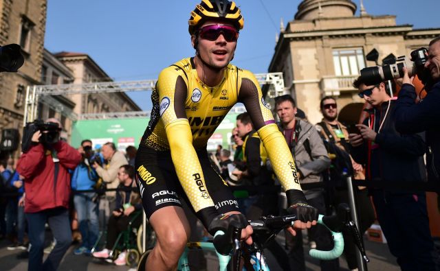 Primož Roglič je dirko po Lombardiji končal na 7. mestu, sezono pa na 1. mestu svetovne lestvice. FOTO: AFP