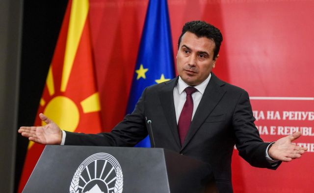 Voditelje EU je Zaev posvaril, da lahko v nastali prazen prostor vstopita Rusija in Kitajska. FOTO: Robert Atanasovski/AFP