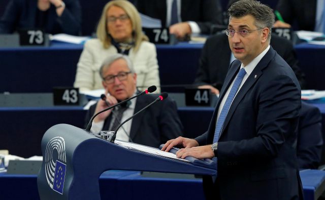 Andrej Plenković in Jean-Claude Juncker FOTO: Vincent Kessler Reuters