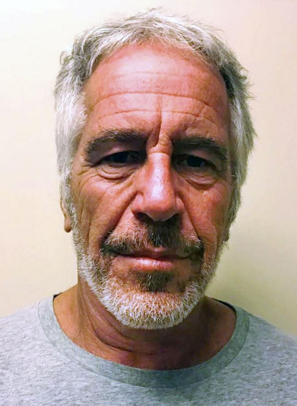 Je bil pedofilski znanec bogatih in vplivnih Jeffrey Epstein umorjen?